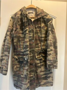 Mint Velvet Women’s Camo Utility Jacket Embroidered Bird Military Army Green EUC